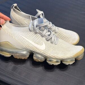 Nike Vapormax White & Silver